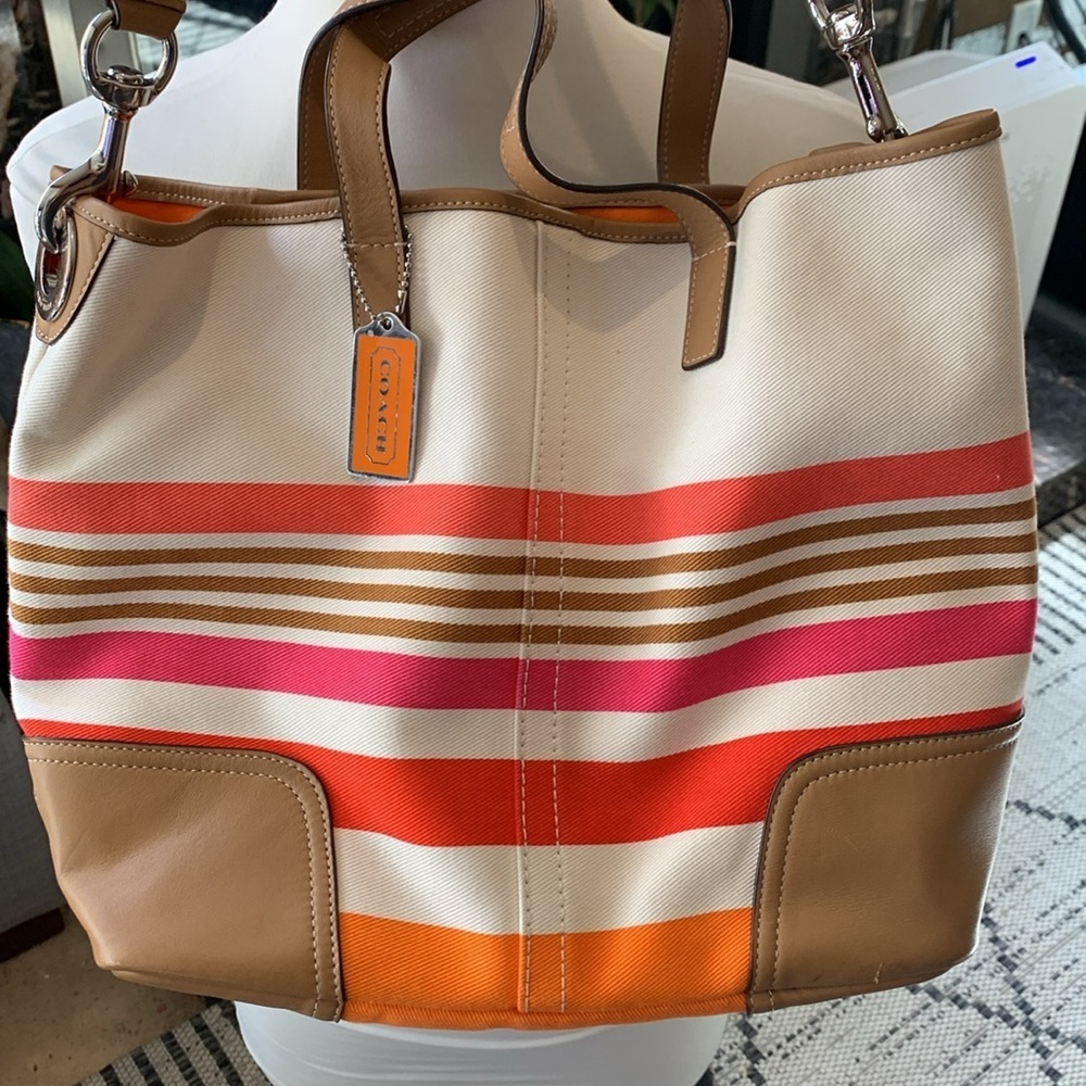 Beautiful Gently Loved Hadley Canvas Leather Trim Tote by COACH - Picture 2 of 10